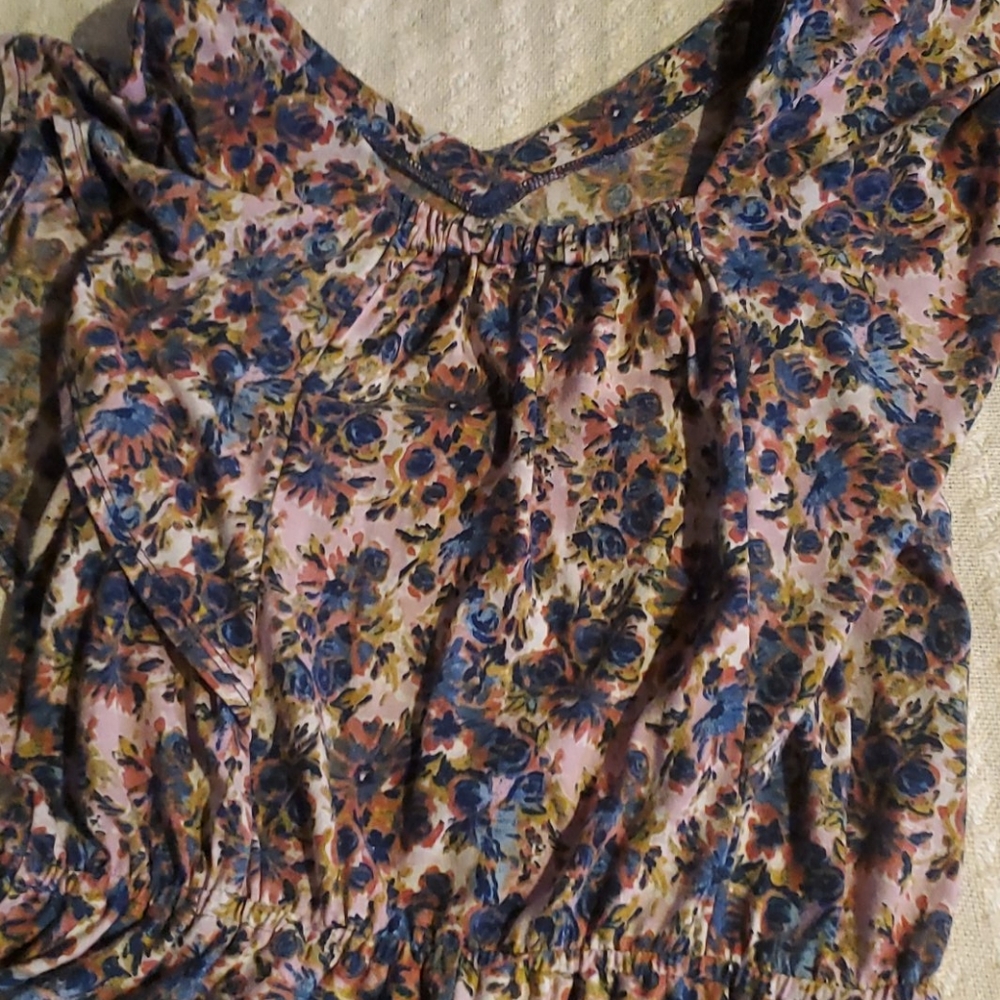 Flowered romper - Picture 3 of 4